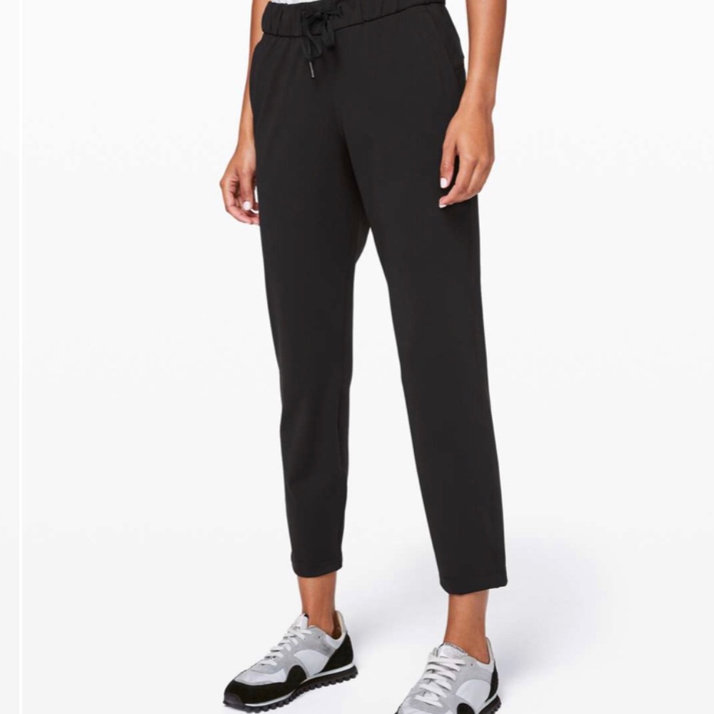 Lululemon On The Fly 7/8 Pant
